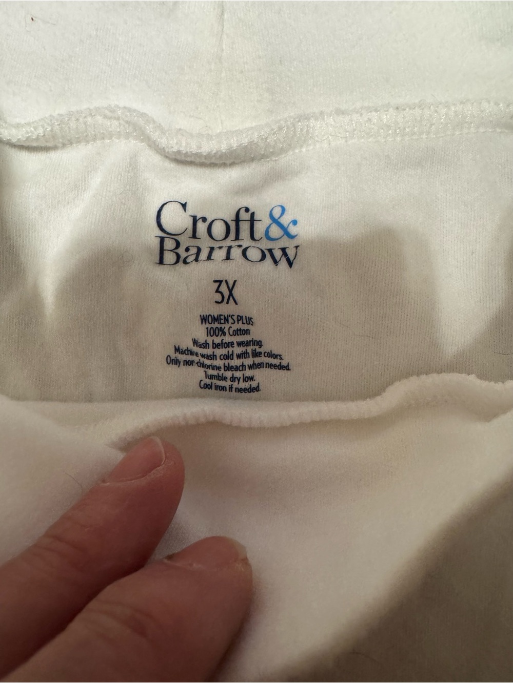 croft & barrow White Sleeveless Mock Neck Women's Top - Picture 2 of 6